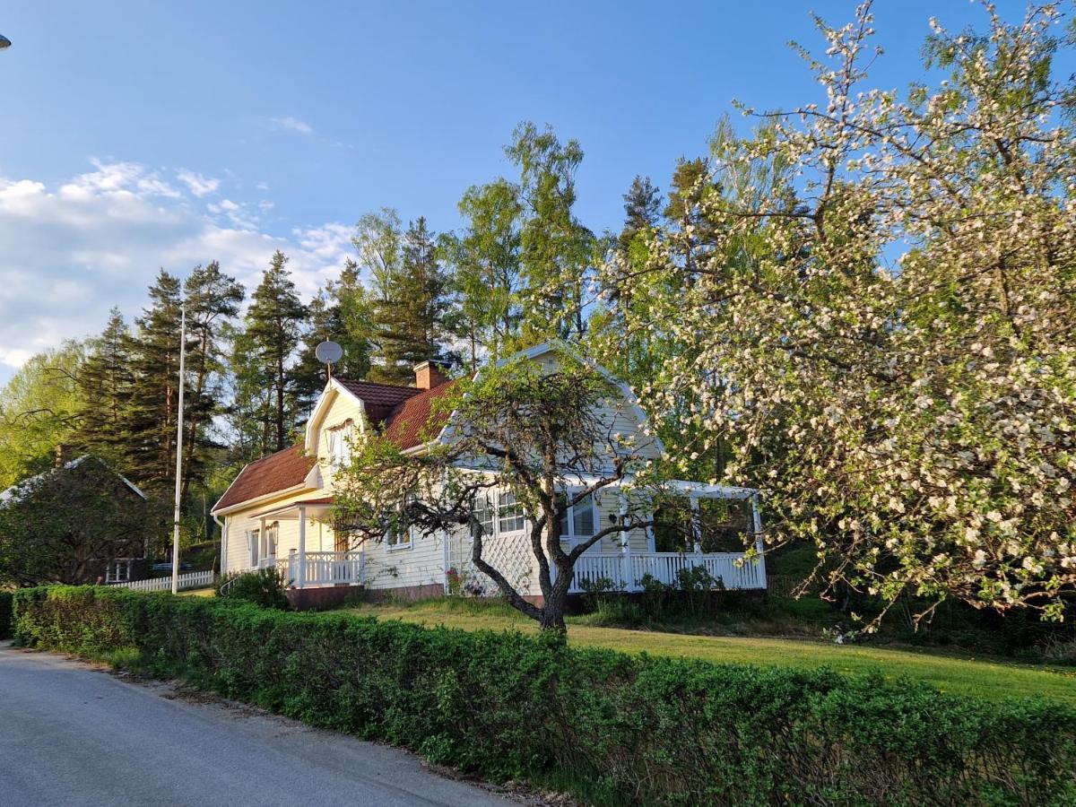 Ferienhaus In Loenneberga Exteriör bild